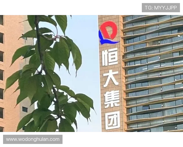 苏超野火燎原，许家印困局泪落